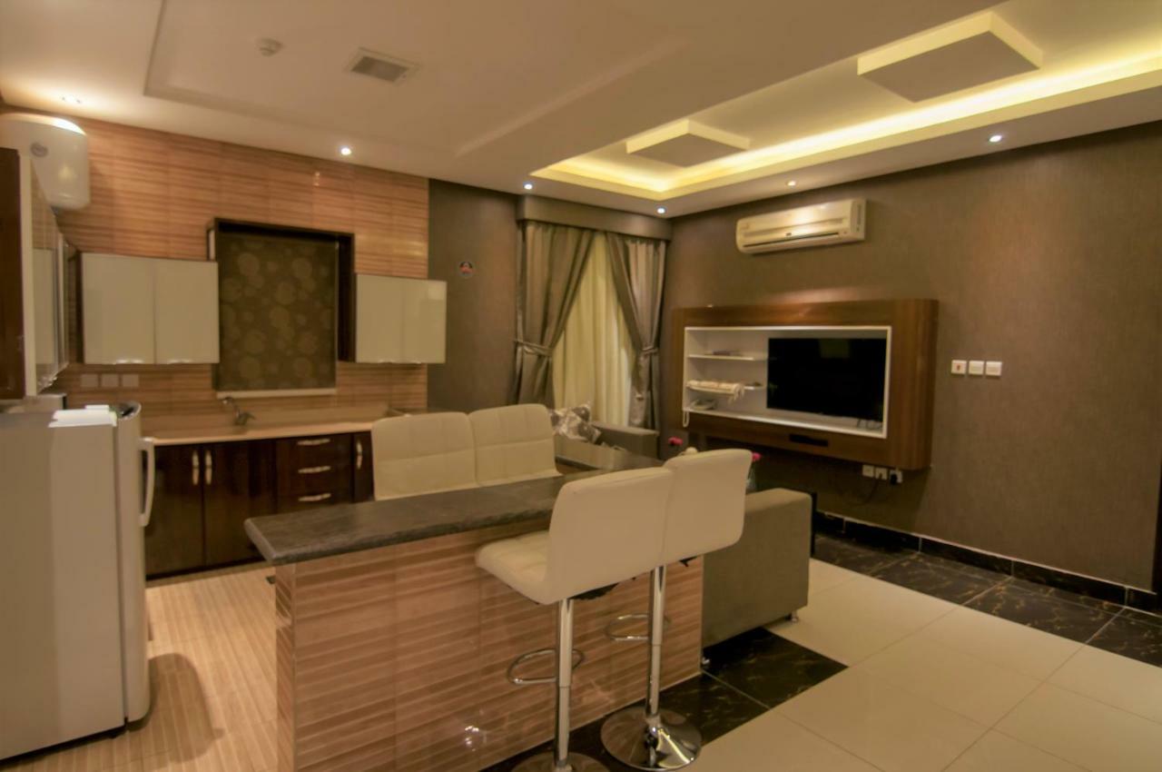 Elite Suites Hotel - Al Muruj Эр-Рияд Экстерьер фото